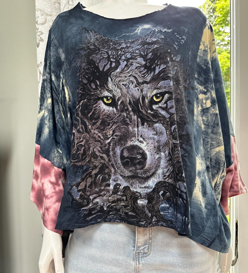 The Mountain Wolf Tree Mystic Graphic Mix & Match Tee
