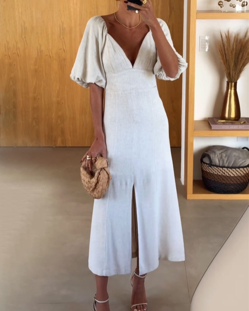 Robe élégante en lin fendue à manches courtes et col en V