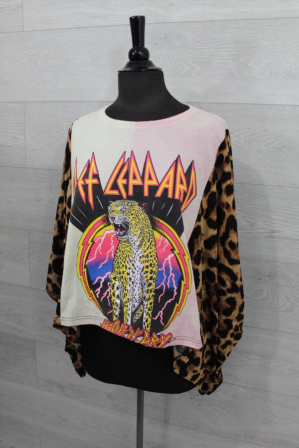 Def Leppard Hysteria-print Bat-sleeve T-shirt (with Back Pocket)