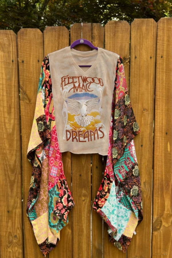 Fleetwood Mac V-neck Mix & Match Tee