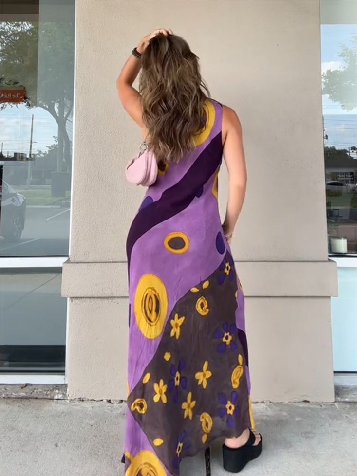 Robe débardeur à col en V avec motif graffiti artistique