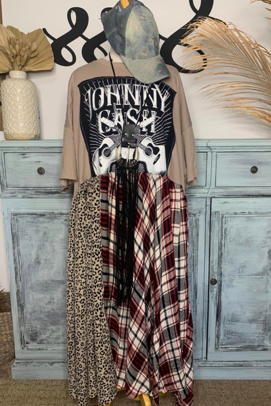 Johnny Cash Maxi Tee