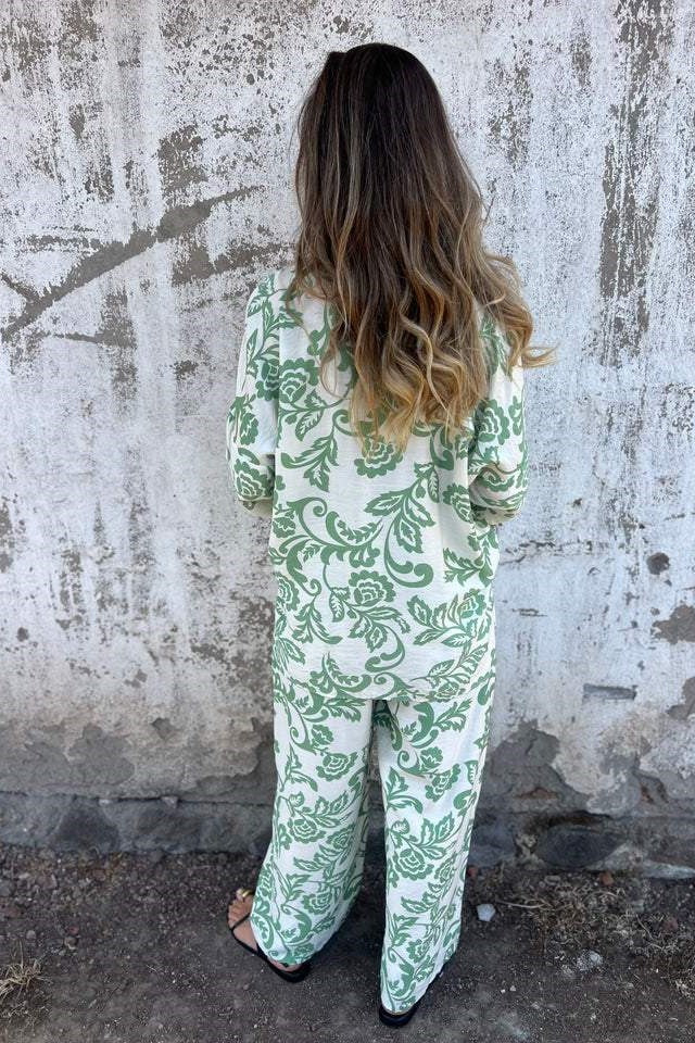Elegant Women's Two-Piece Set