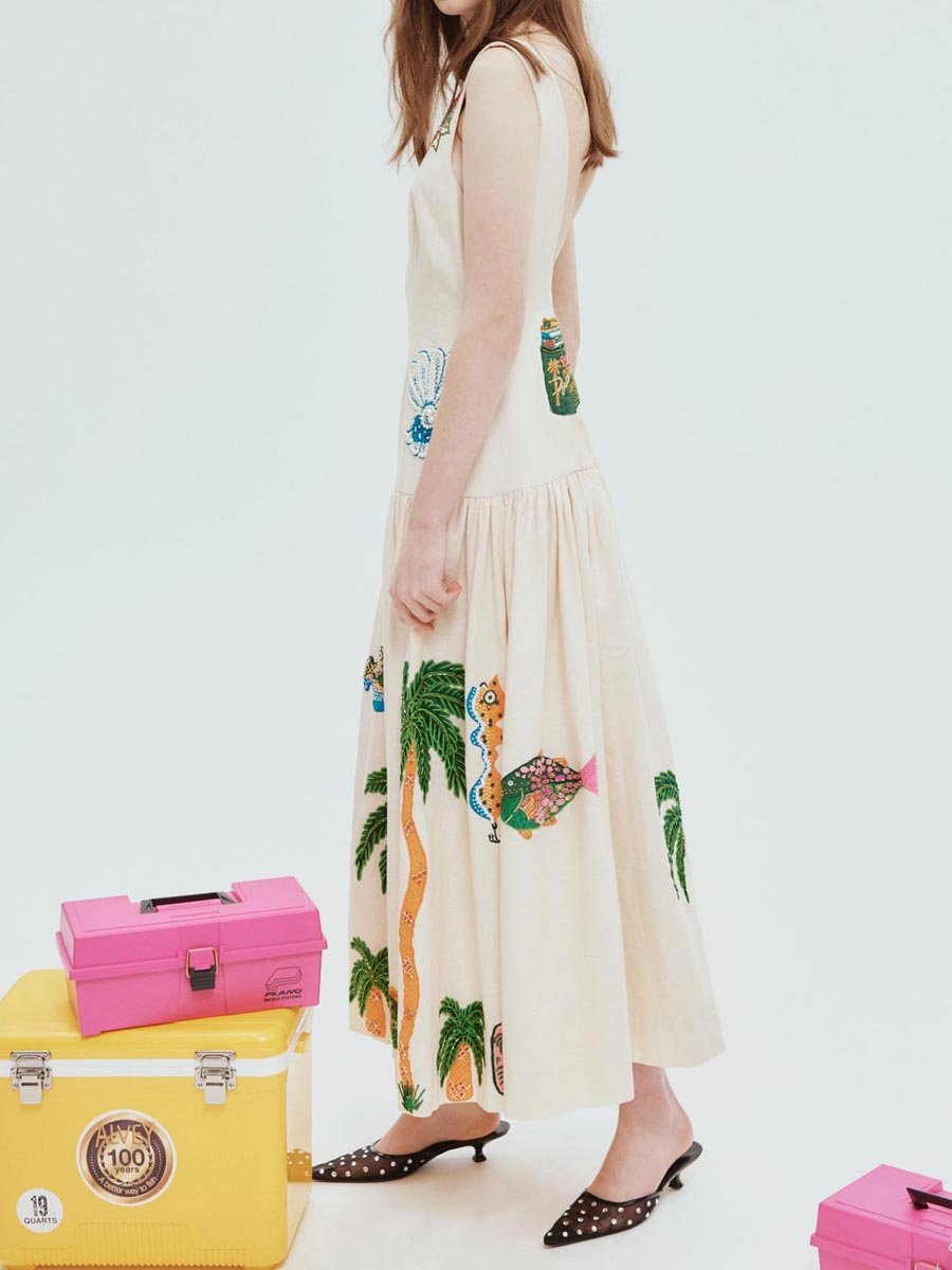 Robe taille basse sans manches à imprimé brodé