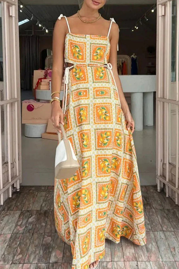 Robe longue courte à manches cloche et motif fleuri rouge Olvera