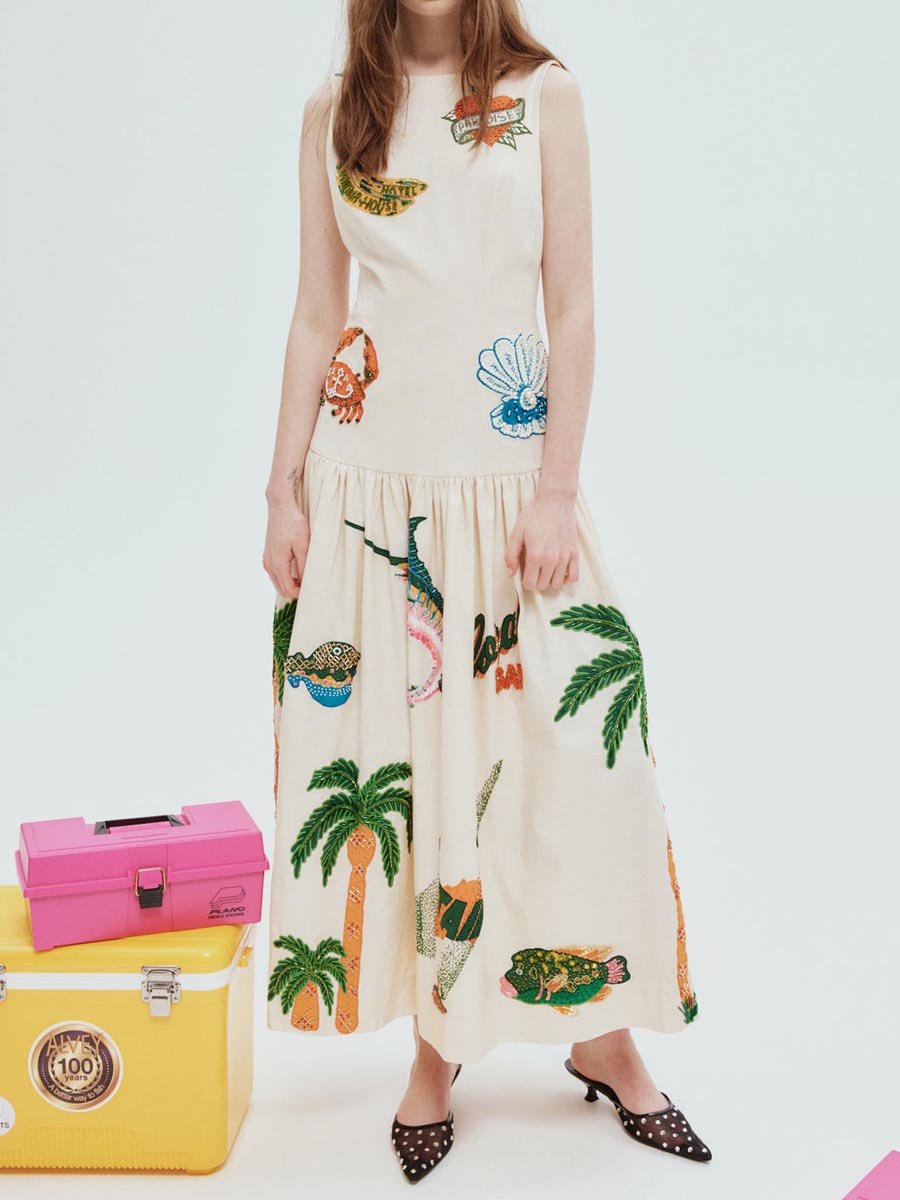 Robe taille basse sans manches à imprimé brodé