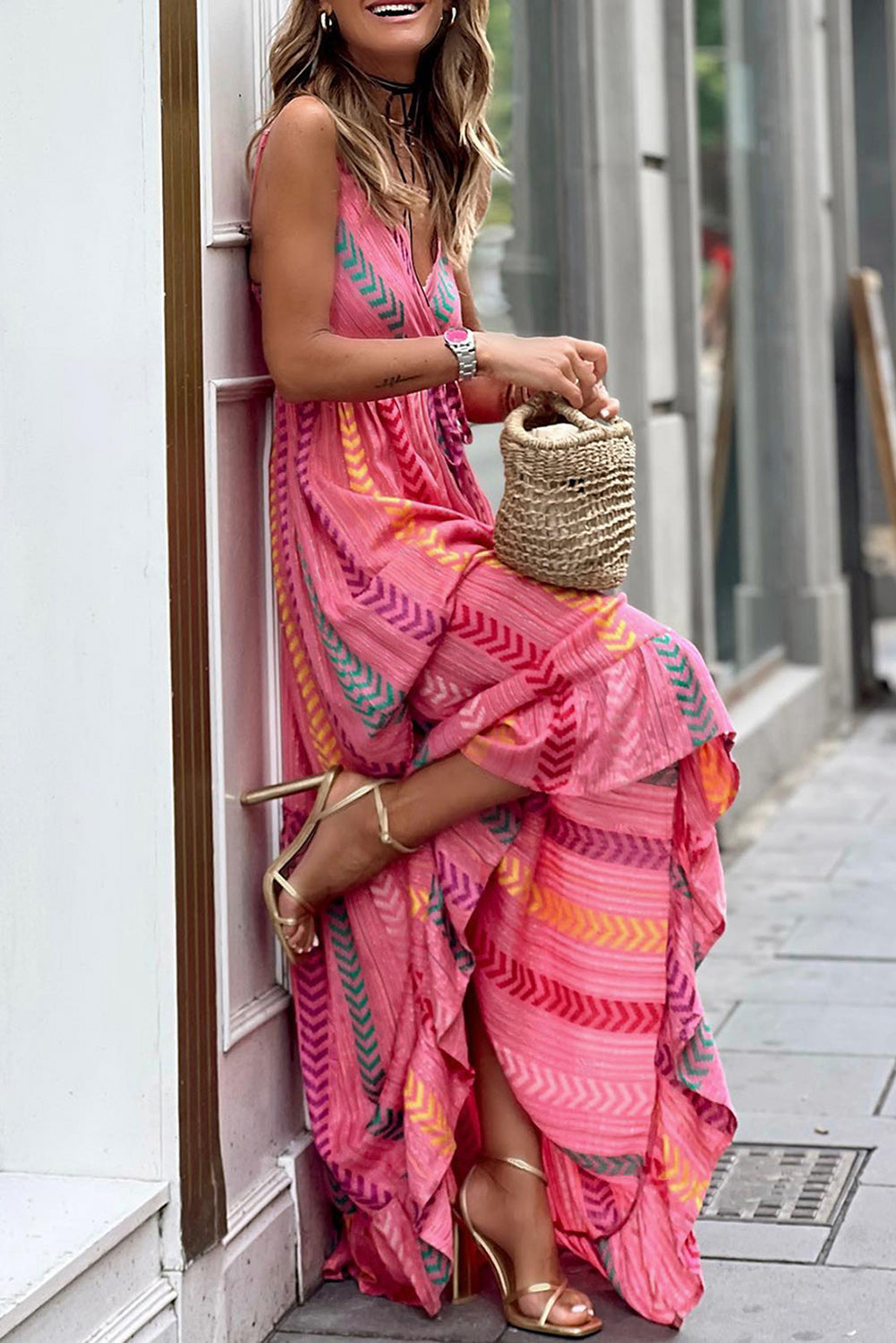 Robe longue portefeuille rose à imprimé western avec pampilles et col en V