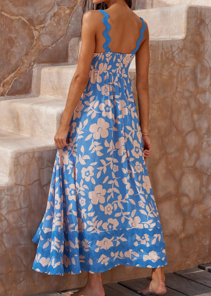Robe longue à bretelles en dentelle florale bleue avec surpiqûres ondulées