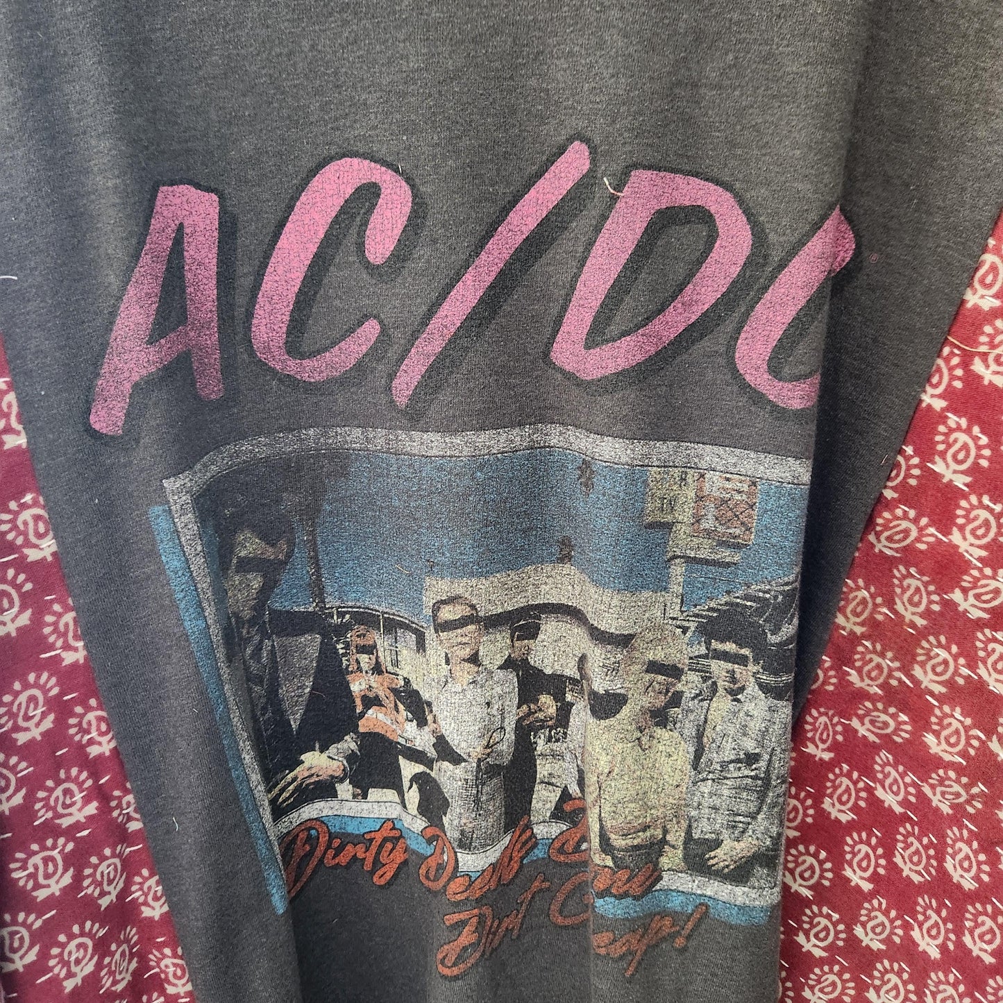 Graphic Print Tee (No Back Pocket)