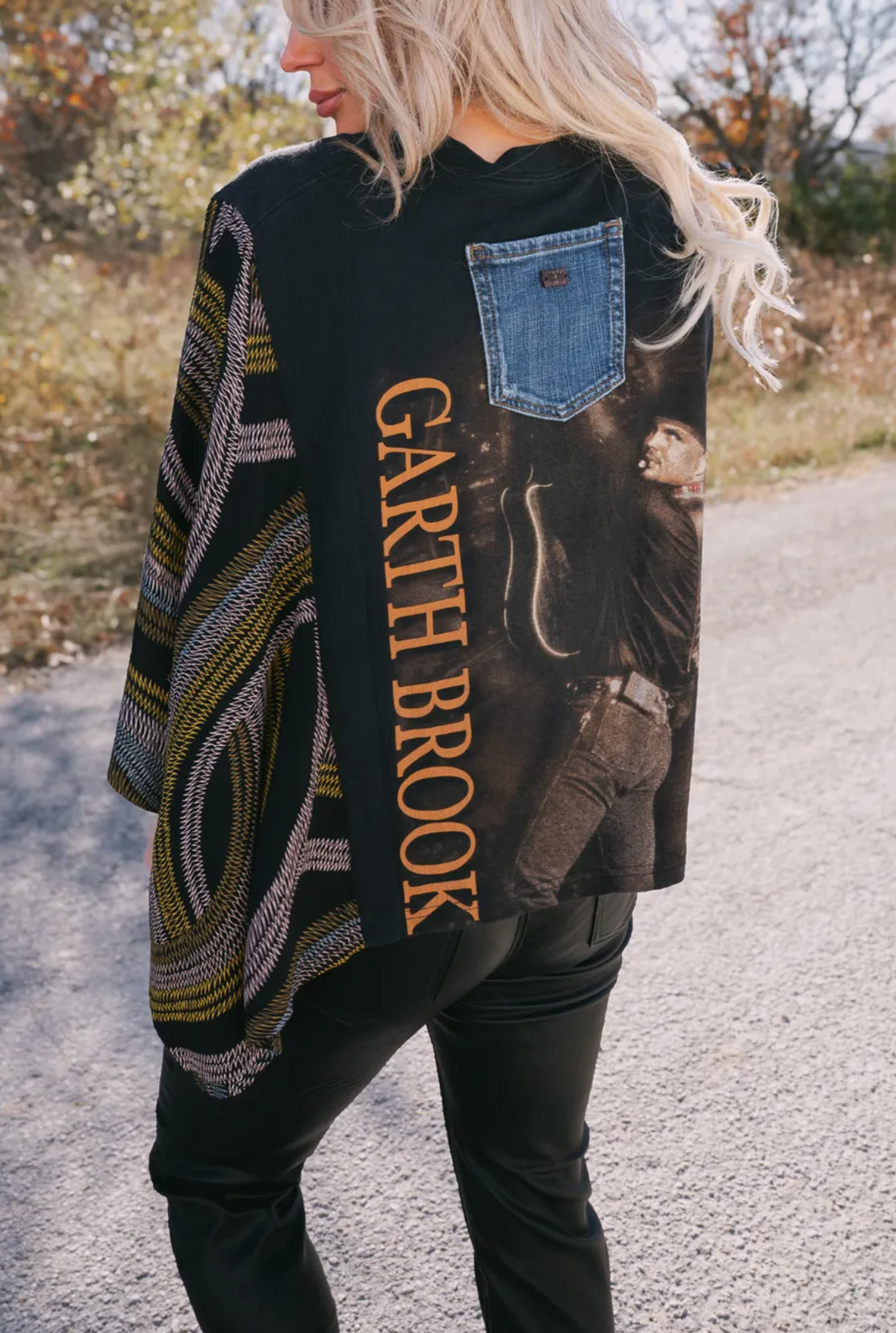 Printed Bat-Sleeve T-Shirt (with Back Pocket)