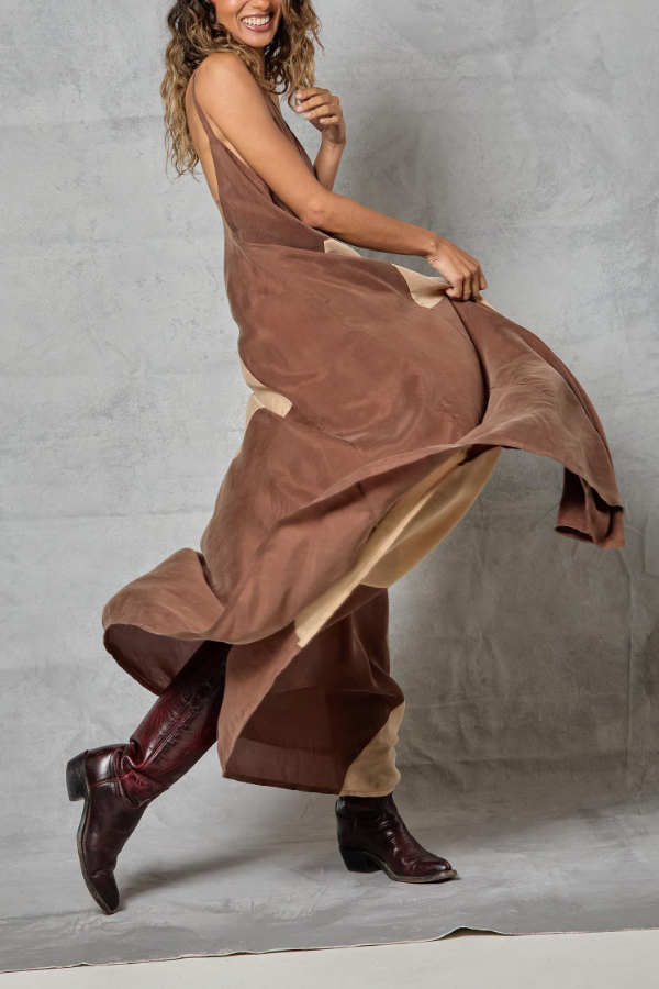 Contrast-color Strap Dress