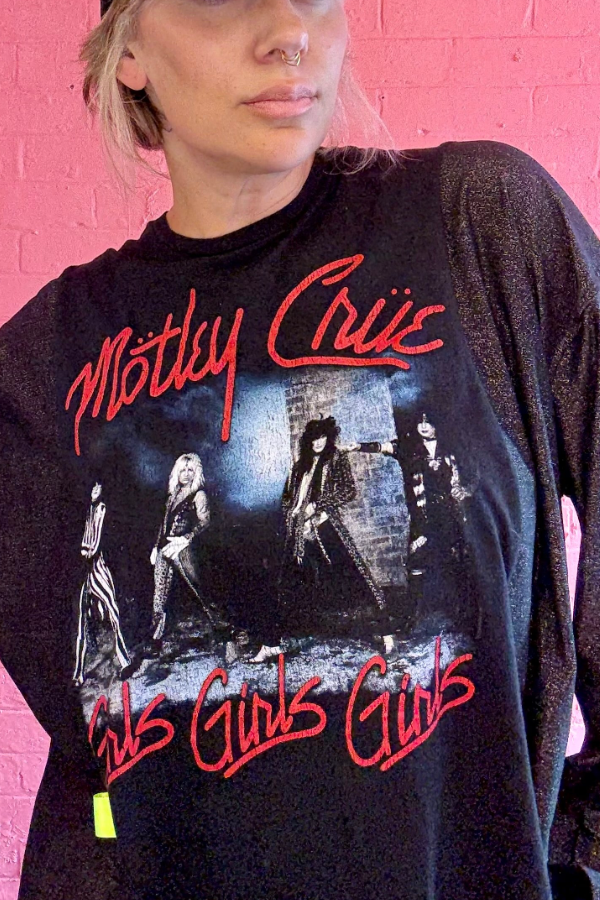 Motley Crüe Band Printed Crewneck Knit Top