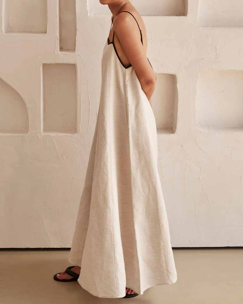 Robe à bretelles en coton et lin contrastés tendance 