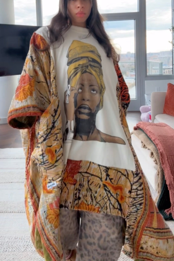 Erykah Badu Batwing-sleeve T-shirt
