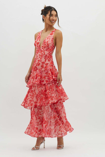 Robe mi-longue à bretelles et volants dans le dos