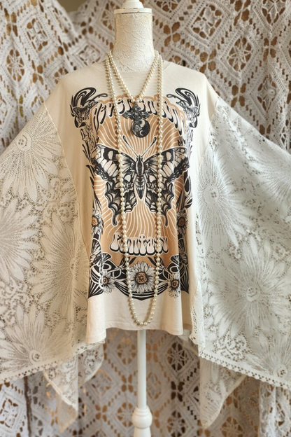 T-shirt With Flowers And Butterflies In Hippie Gypsy Style
