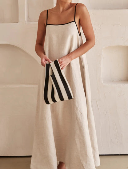 Robe à bretelles en coton et lin contrastés tendance 