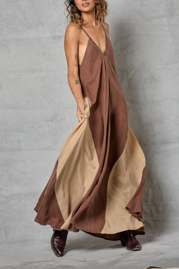 Contrast-color Strap Dress