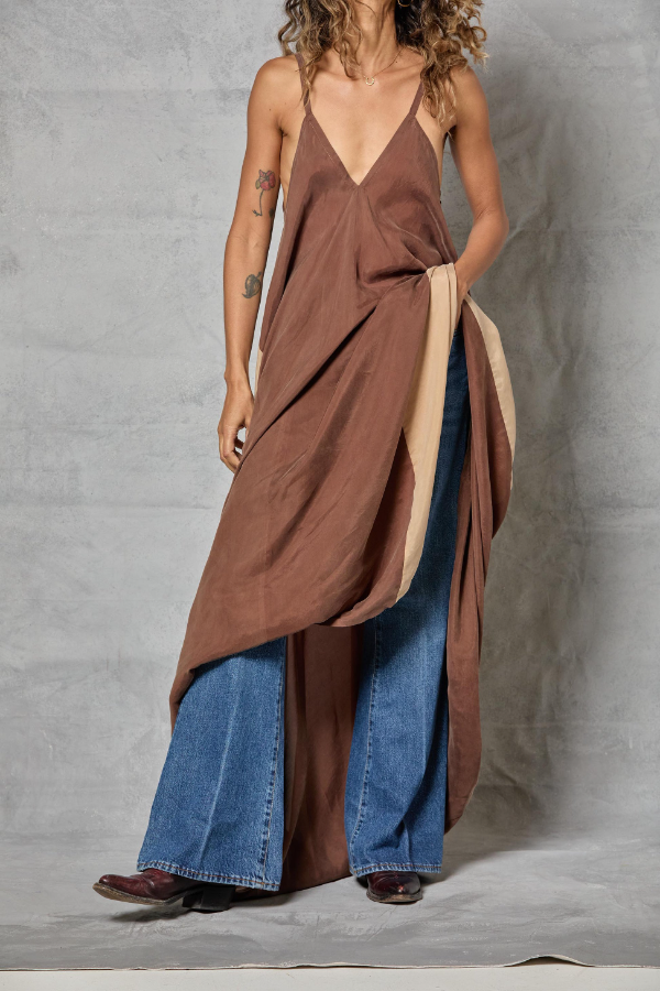 Contrast-color Strap Dress