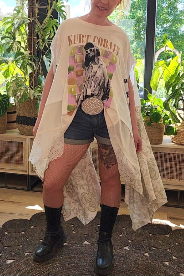 Band Pattern Printed Bat Sleeve T-shirt