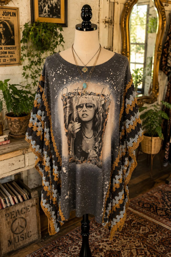 Stevie Knicks Mix Bat Sleeve T-Shirt Top