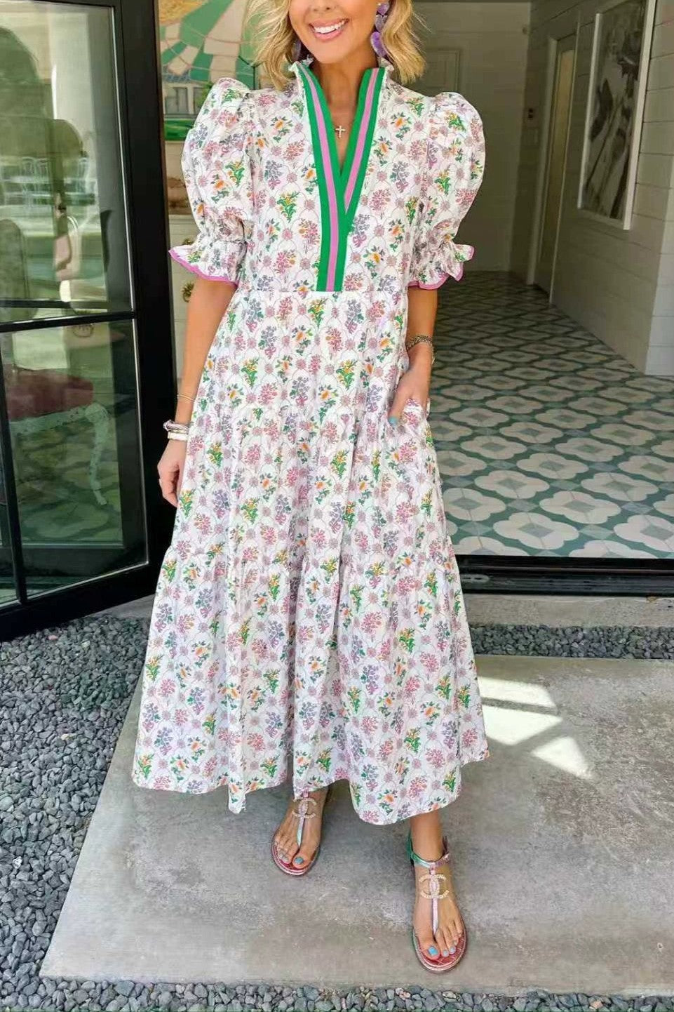 Vintage Floral V-Neck Puff Sleeve Midi Dress