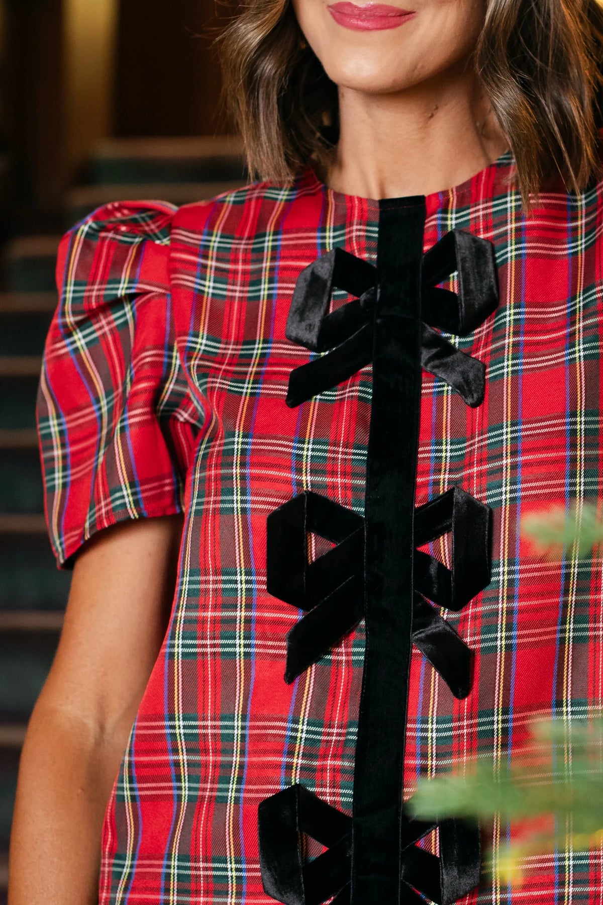 Everly Velvet Bow Trim Puff Sleeve Shift Dress Ln Red Tartan