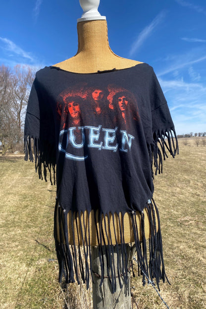 Queen Fringe Tee
