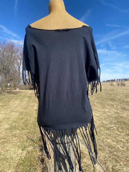 Queen Fringe Tee