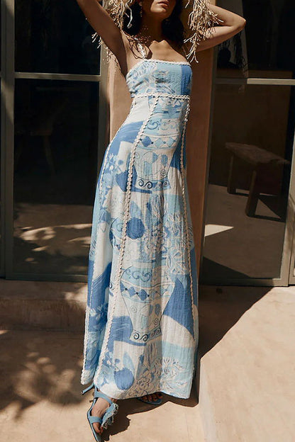 Robe longue évasée à col licou et dos noué en dentelle patchwork unique 