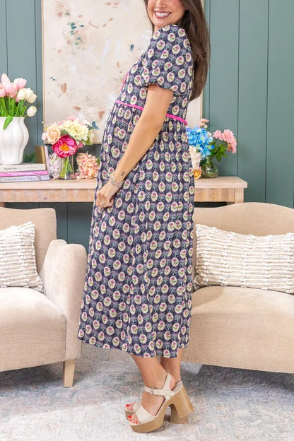 Short Sleeve Split Neck Shift Dress