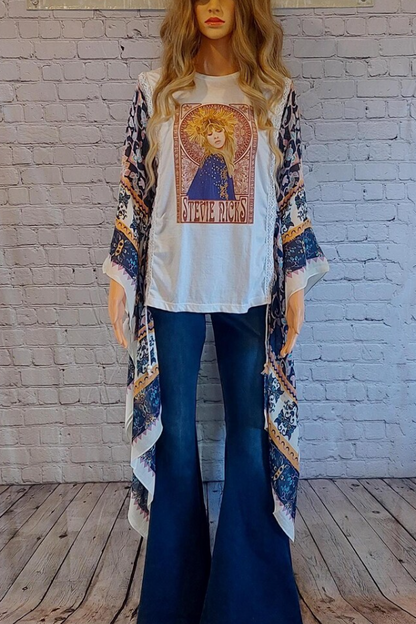 Stevie Nicks Makeover Bat-sleeve T-shirt