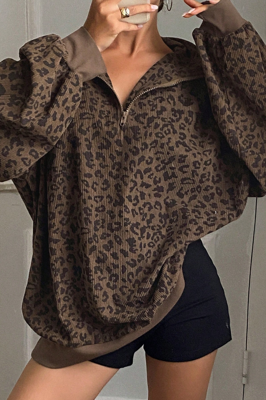 Leopard Print Stand-collar Knitted Top