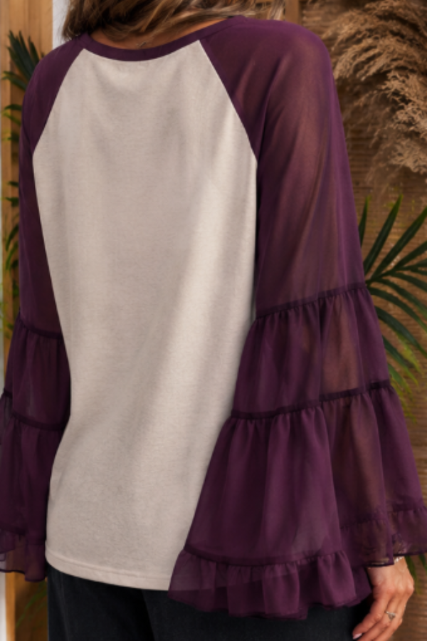 "BOUNTY HUNTER" Printed Layered Flare Sleeve Tee