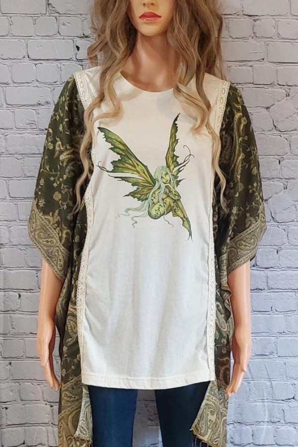 Green Genie Makeover Bat Sleeve T-shirt