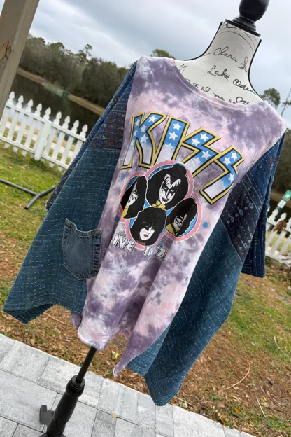 Kiss Graphic Print Dolman Sleeve Tee