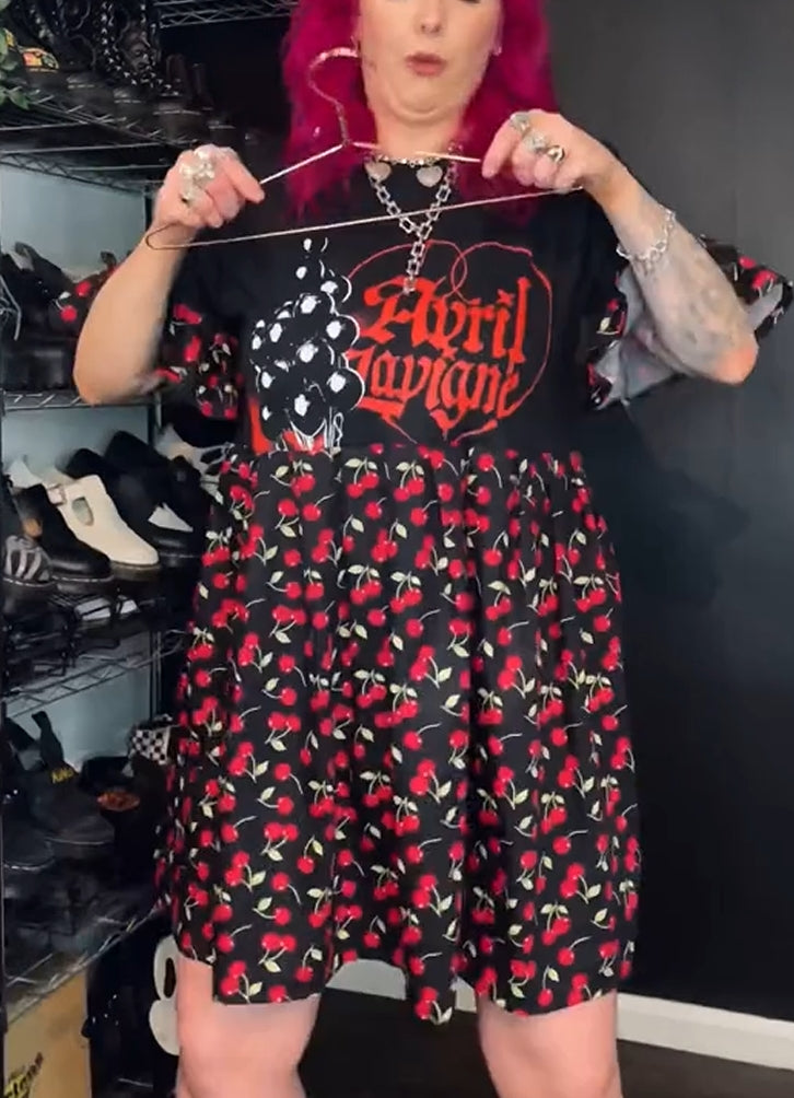 Avril Lavigne Love Sux Upcycled Tee